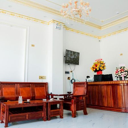 Chau Ngoc Vien Hotel - Bien My Khe - クアンガイ エクステリア 写真