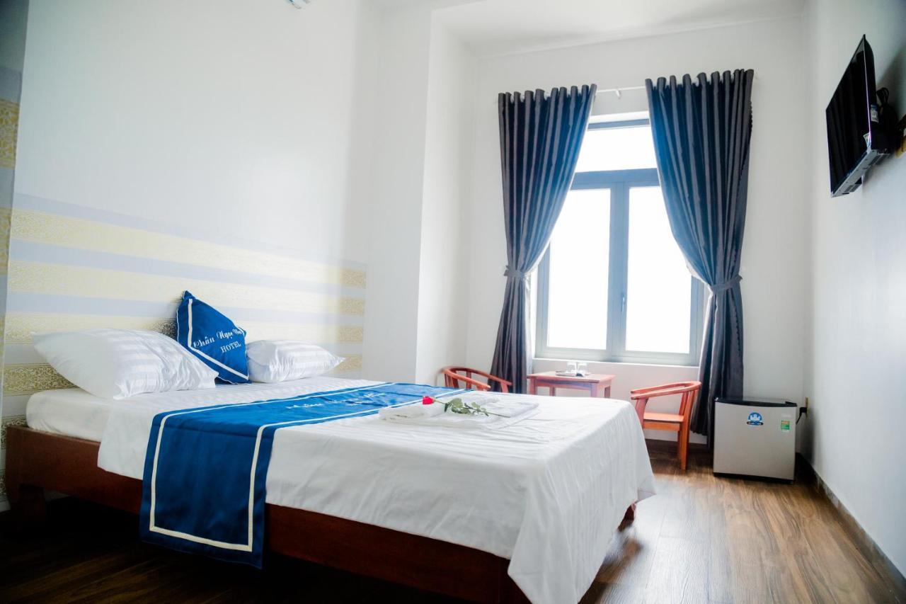 Chau Ngoc Vien Hotel - Bien My Khe - クアンガイ エクステリア 写真